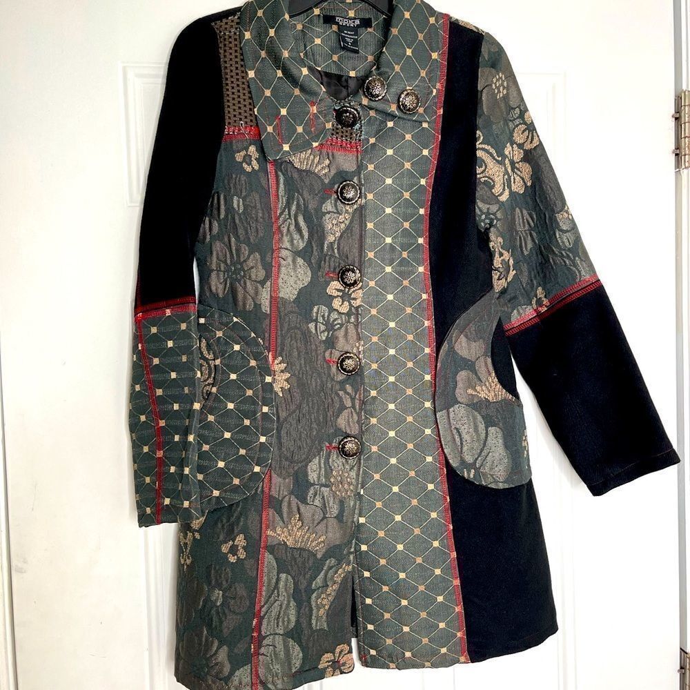 Moka Sport Patchwork Art to Wear Trench‎